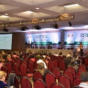 Conferência “Bioética, biopolítica e a sociedade contemporânea”, no X Congresso Brasileiro de Bioética, Florianópolis